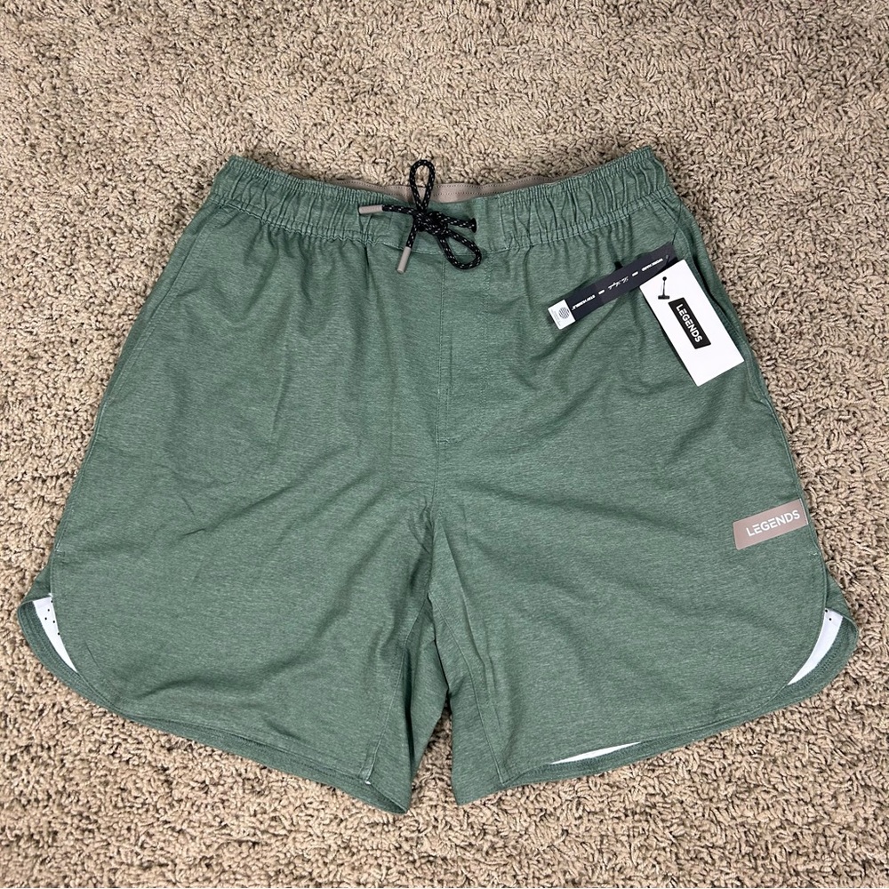 NWT Legends Luka Shorts Mens Medium Green 7" Liner Performance Stretch Active